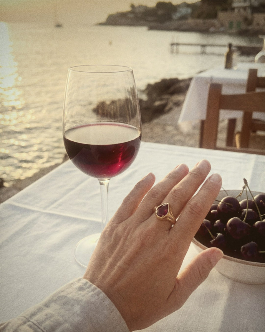 Garnet Tear Ring in Rhodolite Garnet