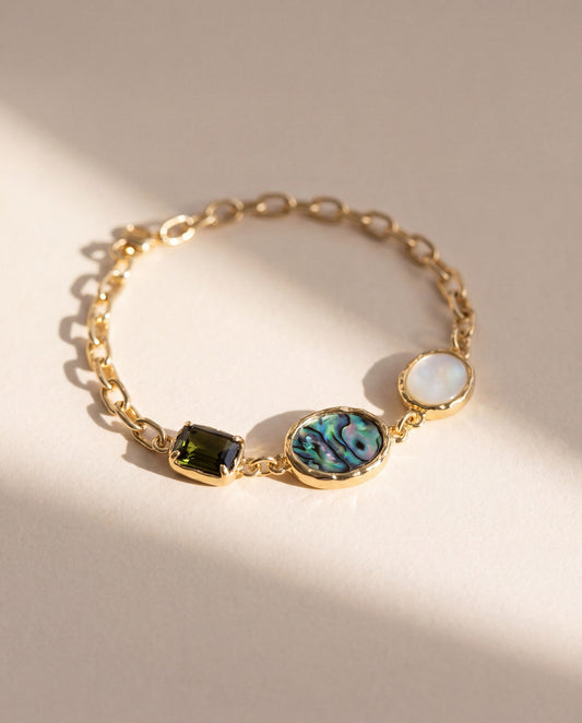 Melt Chain Bracelet in 18K gold vermeil with green tourmaline, abalone and mother of pearl